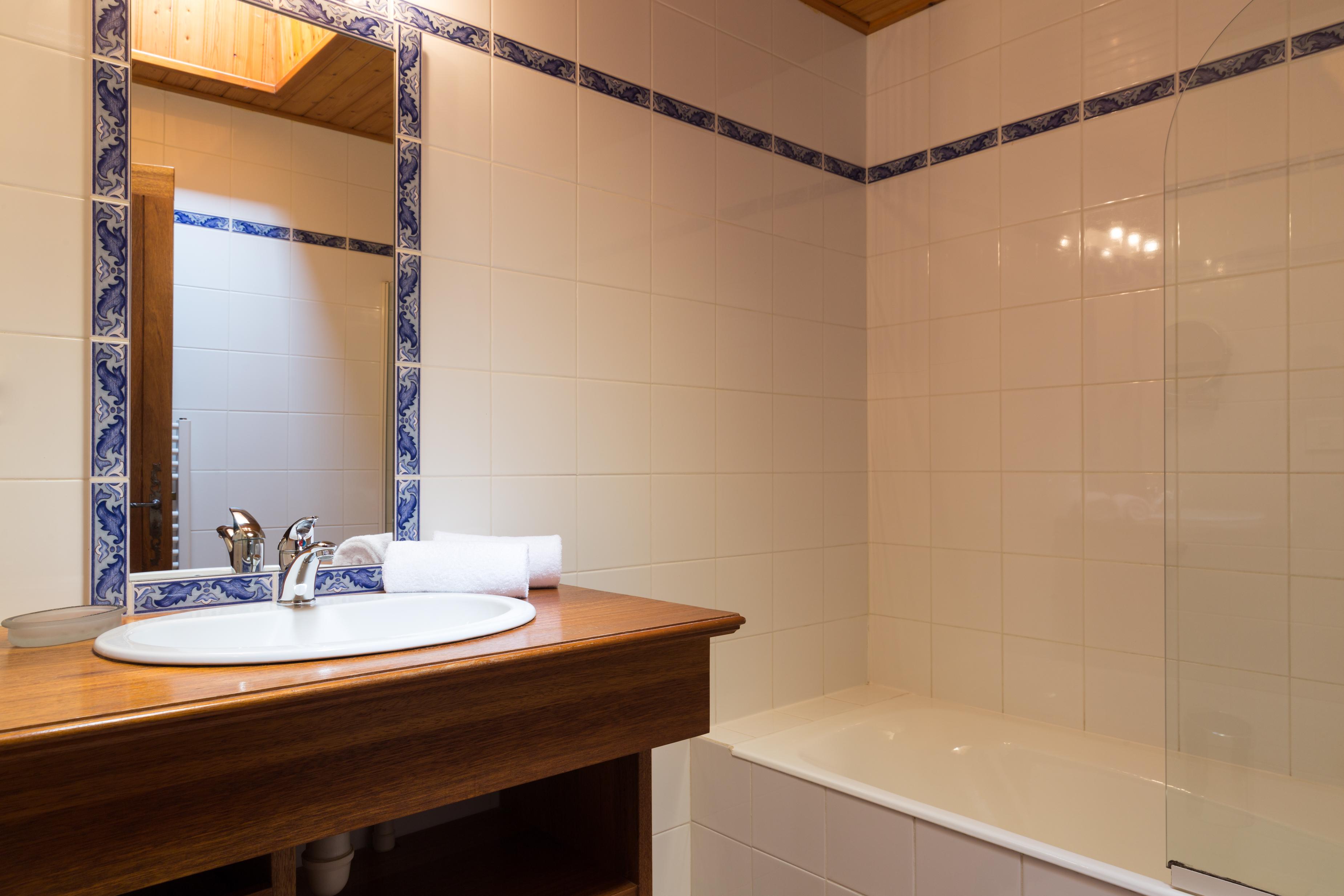 Domaine Le Martinet, The Originals Relais Hotel Bouin  Exterior photo