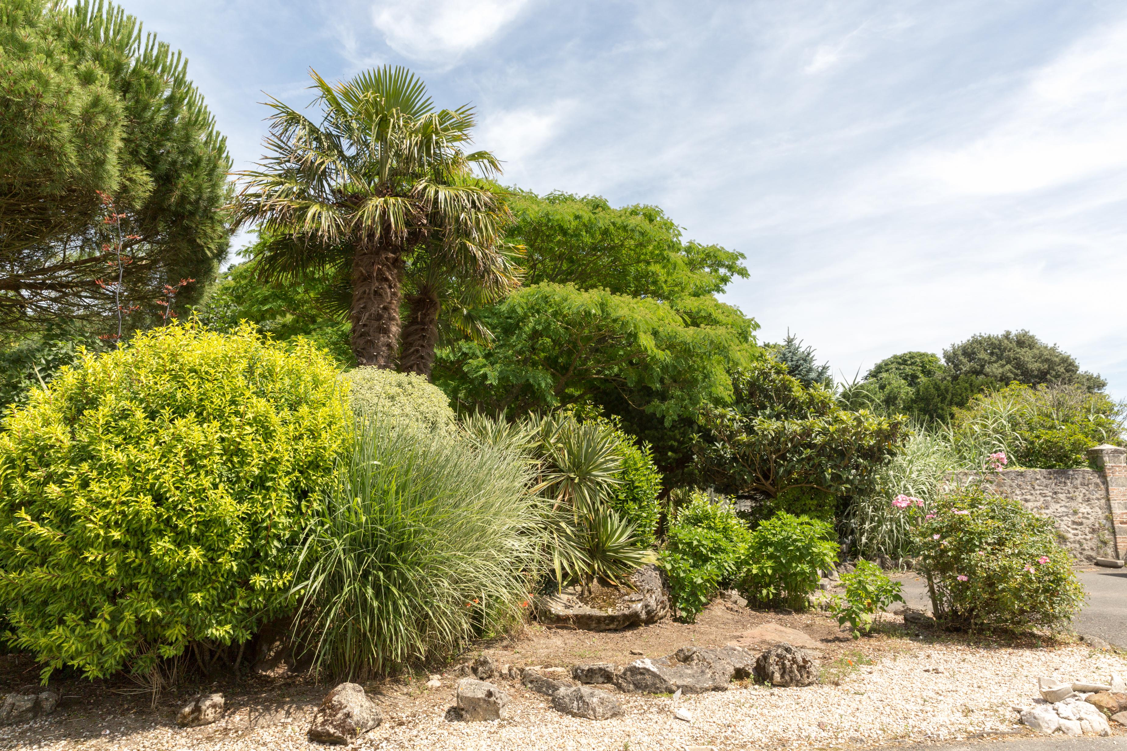 Domaine Le Martinet, The Originals Relais Hotel Bouin  Exterior photo