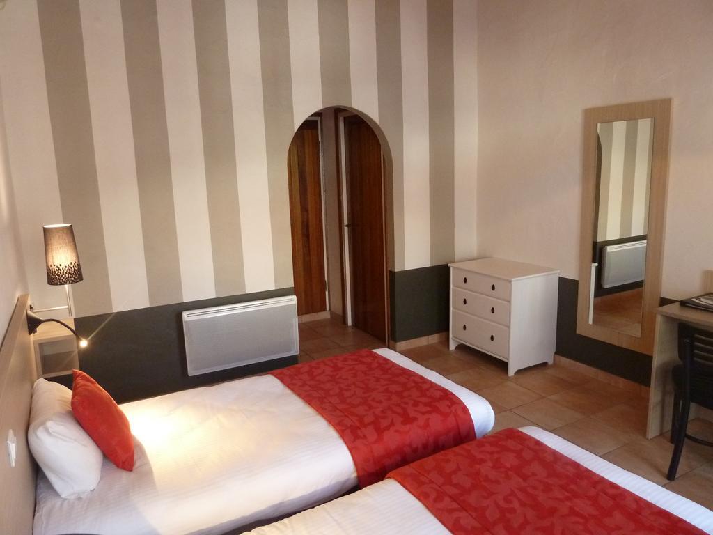 Domaine Le Martinet, The Originals Relais Hotel Bouin  Exterior photo