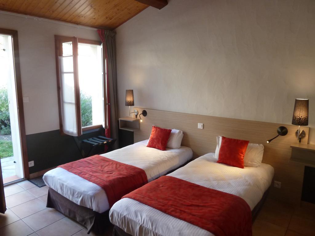 Domaine Le Martinet, The Originals Relais Hotel Bouin  Exterior photo