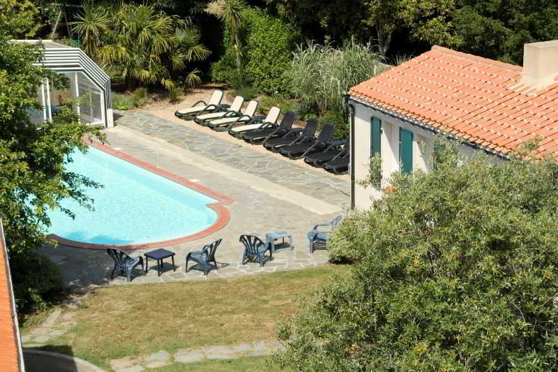 Domaine Le Martinet, The Originals Relais Hotel Bouin  Exterior photo